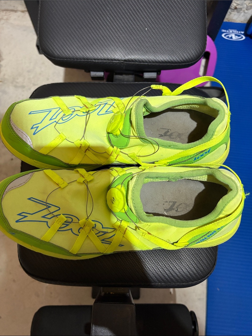Zoot Neon Yellow Men's Athletic Shoes with Boa-Style Closure
